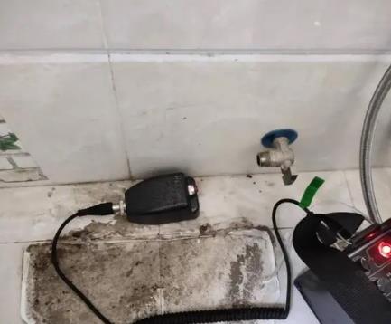 广元市屋顶漏水维修公司分享下卫生间漏水的危害及解决方法